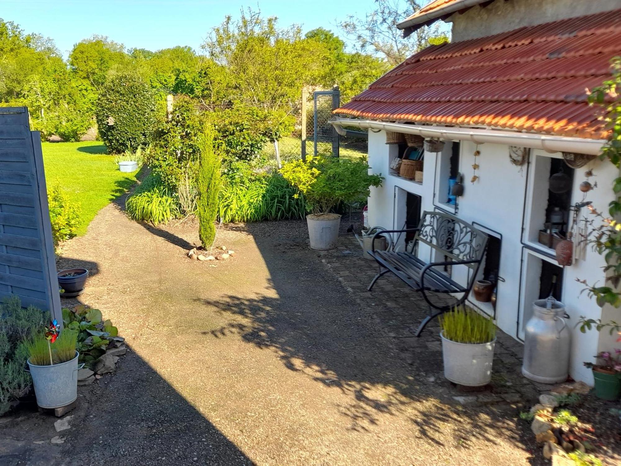 Les Abelias Bed & Breakfast Hauterive  Ngoại thất bức ảnh